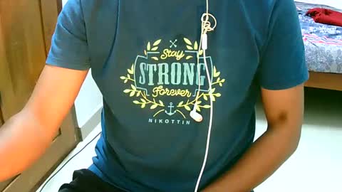 Snapshot of ingloriousuncut chatting on January 22, 2025, 7:45 pm Inglorious Hairy Uncut online show from January 22, 2025, 7:45 pm