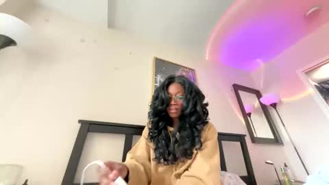 Snapshot of innerbloomenergyyyy chatting on March 2, 2026, 6:37 pm Duckyyxxox online show from March 2, 2026, 6:37 pm