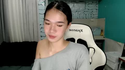 Snapshot of innocent_reign69 chatting on June 26, 2026, 7:29 pm Reign online show from June 26, 2026, 7:29 pm