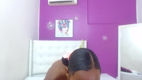 innocent_sexybaby online show from October 6, 2025, 8:28 pm
