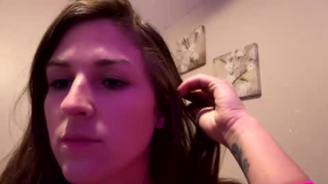 Snapshot of innocentlilsarah chatting on October 15, 2025, 1:44 pm innocentlilsarah online show from October 15, 2025, 1:44 pm