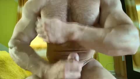 Snapshot of insanephisique chatting on October 29, 2025, 6:37 am insanephisique online show from October 29, 2025, 6:37 am