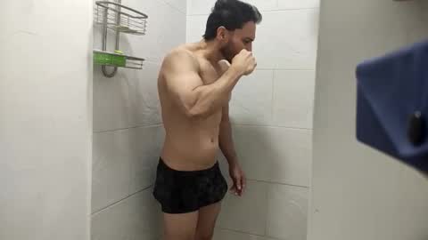 INSTAGRAM  camilodlx online show from November 24, 2025, 3:34 pm