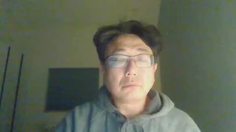 insuclee197641 online show from April 2, 2026, 1:31 pm