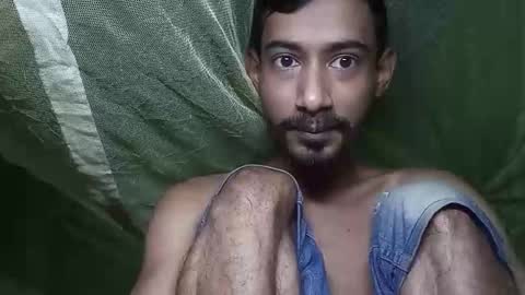 interne8famous online show from December 4, 2025, 8:56 am