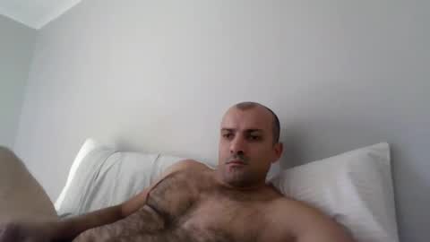 intolder35 online show from April 28, 2026, 10:15 pm