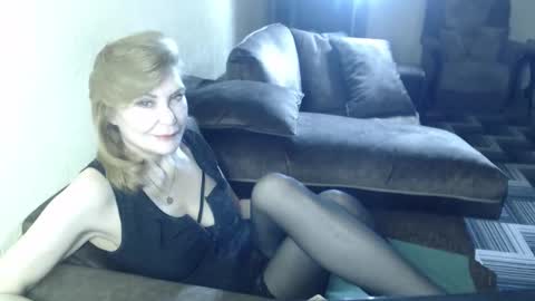 irenalegs online show from March 21, 2026, 5:34 am