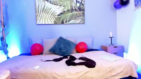 Iris Rosse online show from October 28, 2025, 5:48 pm