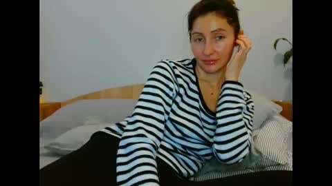 Snapshot of irina9793 chatting on February 18, 2026, 10:00 am irina online show from February 18, 2026, 10:00 am