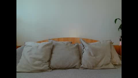 Snapshot of irina9793 chatting on March 3, 2026, 9:37 am irina online show from March 3, 2026, 9:37 am