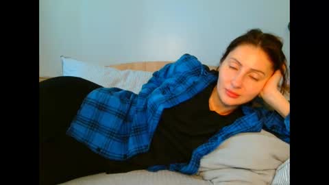 irina online show from May 15, 2026, 10:33 am