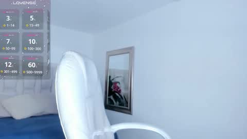 iris8_ online show from December 19, 2025, 12:12 pm