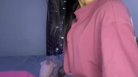 Iris online show from October 5, 2025, 6:39 pm