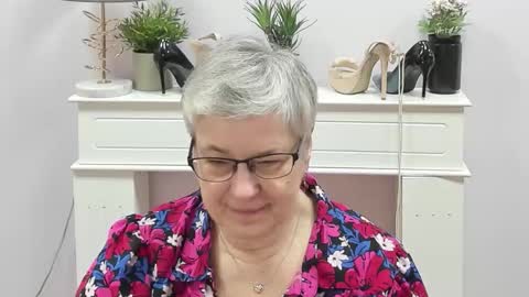 I R I S online show from February 24, 2026, 7:06 am