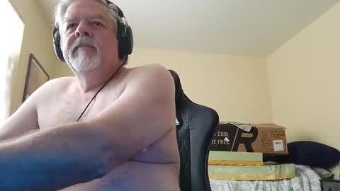 Snapshot of irishinslo chatting on April 16, 2026, 2:51 pm Irish in SLO online show from April 16, 2026, 2:51 pm