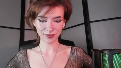 Snapshot of irisice chatting on January 14, 2025, 5:12 pm Miss Iris Fansly Miss Iris new inst.  online show from January 14, 2025, 5:12 pm