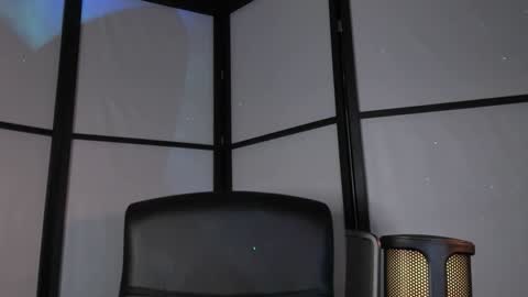 Snapshot of irisice chatting on January 14, 2025, 11:16 pm Miss Iris Fansly Miss Iris new inst.  online show from January 14, 2025, 11:16 pm