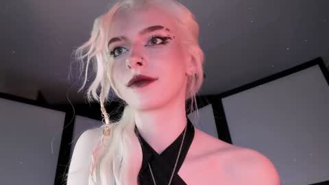 Snapshot of irisice chatting on January 26, 2025, 11:29 pm Miss Iris Fansly Miss Iris new inst.  online show from January 26, 2025, 11:29 pm