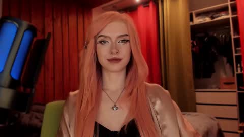 Snapshot of irisice chatting on March 5, 2025, 2:45 pm Miss Iris Fansly Miss Iris new inst.  online show from March 5, 2025, 2:45 pm