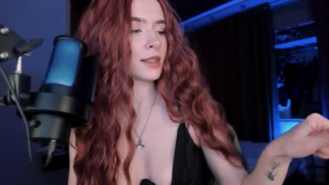 Snapshot of irisice chatting on September 10, 2025, 5:46 pm Miss Iris Fansly Miss Iris new inst.  online show from September 10, 2025, 5:46 pm