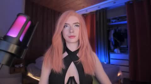 Snapshot of irisice chatting on November 25, 2025, 7:47 pm Miss Iris Fansly Miss Iris new inst. online show from November 25, 2025, 7:47 pm