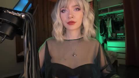 Snapshot of irisice chatting on January 5, 2026, 9:07 pm Miss Iris Fansly Miss Iris new inst. online show from January 5, 2026, 9:07 pm