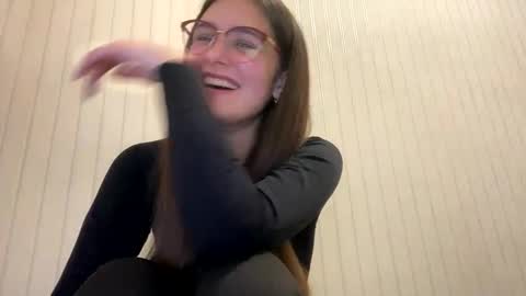 irisss31 online show from January 17, 2025, 7:38 pm