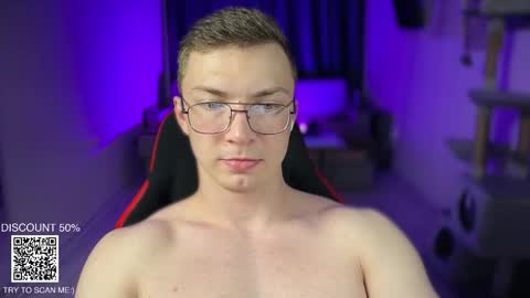 Iron online show from November 2, 2025, 3:31 am