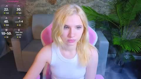 Snapshot of iron_adele chatting on February 9, 2026, 2:04 am Iron Adele online show from February 9, 2026, 2:04 am