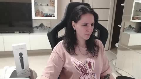 Irwi Tomboy online show from March 2, 2025, 10:27 pm