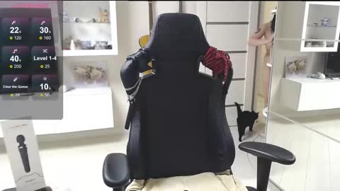 Irwi Tomboy online show from October 9, 2025, 7:23 pm