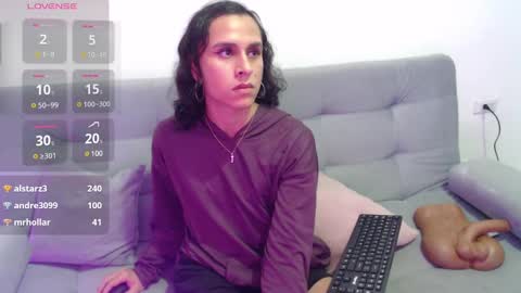 Snapshot of isa_hall chatting on March 12, 2025, 5:13 am Isabella Hall online show from March 12, 2025, 5:13 am