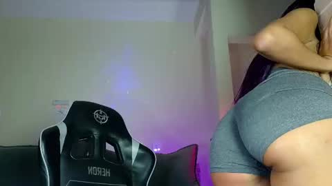 Snapshot of isa_hotwife chatting on March 1, 2026, 2:30 pm isa_hotwife online show from March 1, 2026, 2:30 pm