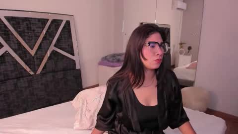 oIssaJonneso online show from January 17, 2026, 12:21 pm