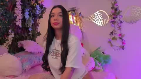 Isabella        online show from September 30, 2025, 4:56 pm