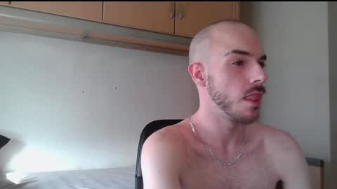 Isaac99c online show from March 18, 2026, 8:28 am