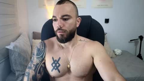 Isaac carter online show from September 24, 2025, 11:02 am