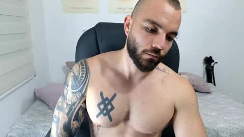 Isaac carter online show from February 1, 2026, 11:36 pm