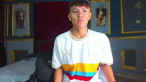 isaac_grimm online show from April 16, 2026, 3:18 am