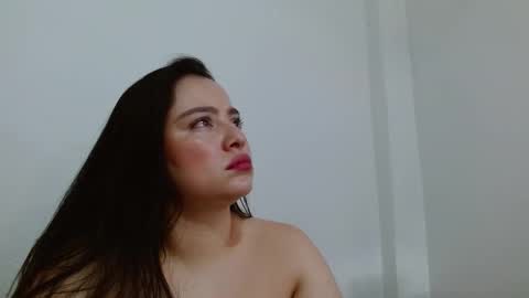Snapshot of isabel_24_gil chatting on September 16, 2025, 4:52 pm isabel online show from September 16, 2025, 4:52 pm