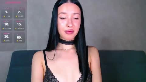 Bella online show from September 18, 2025, 7:21 am