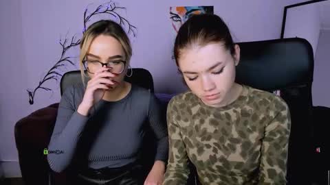 isabel online show from November 6, 2025, 1:23 pm