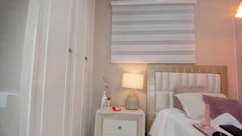 Snapshot of isabela__x chatting on March 13, 2026, 11:39 am isabela__x online show from March 13, 2026, 11:39 am