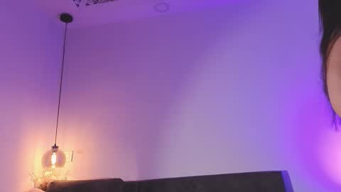 Isabela online show from March 21, 2026, 11:48 am