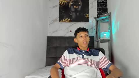 Isabella online show from November 28, 2025, 7:49 pm