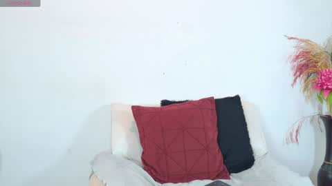 Isabella online show from April 2, 2026, 3:59 am