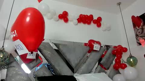 Mommy Isa online show from February 15, 2026, 6:32 am