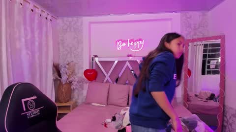 ISABELA  online show from February 21, 2026, 11:33 am