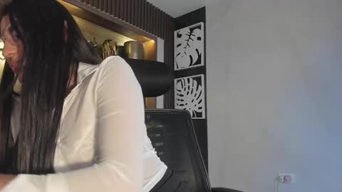 Snapshot of isabelastefano chatting on February 21, 2026, 3:40 am isabelastefano online show from February 21, 2026, 3:40 am