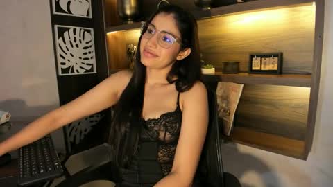 Snapshot of isabelastefano chatting on March 16, 2026, 3:23 am isabelastefano online show from March 16, 2026, 3:23 am